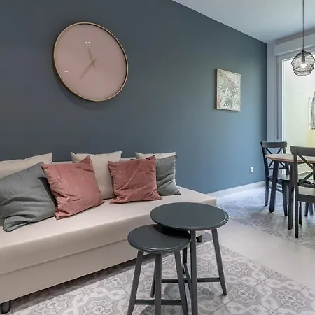 Aparthotel Chic & Comfortable Apartment, Private Terrace