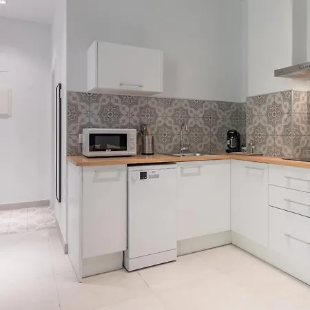 Aparthotel Chic & Comfortable Apartment, Private Terrace *