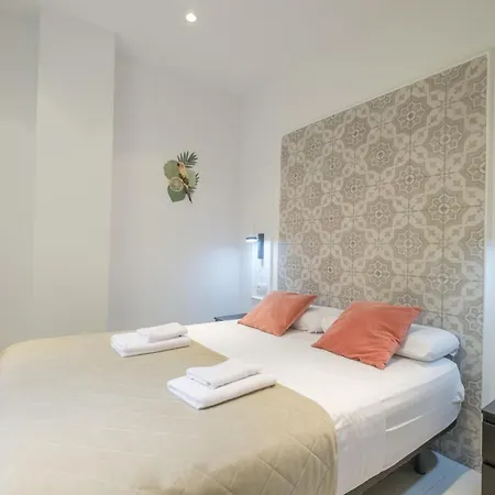 Chic & Comfortable Apartment, Private Terrace 4*