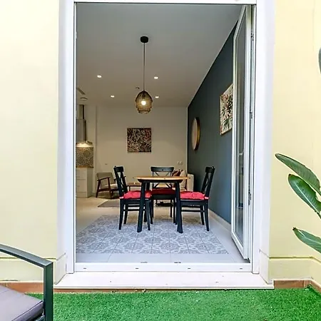 Aparthotel Chic & Comfortable Apartment, Private Terrace Valencia