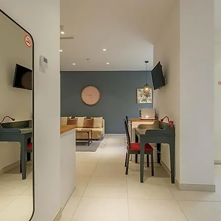Chic & Comfortable Apartment, Private Terrace 4* Valencia