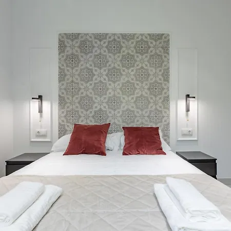 Chic & Comfortable Apartment, Private Terrace 4* Valência