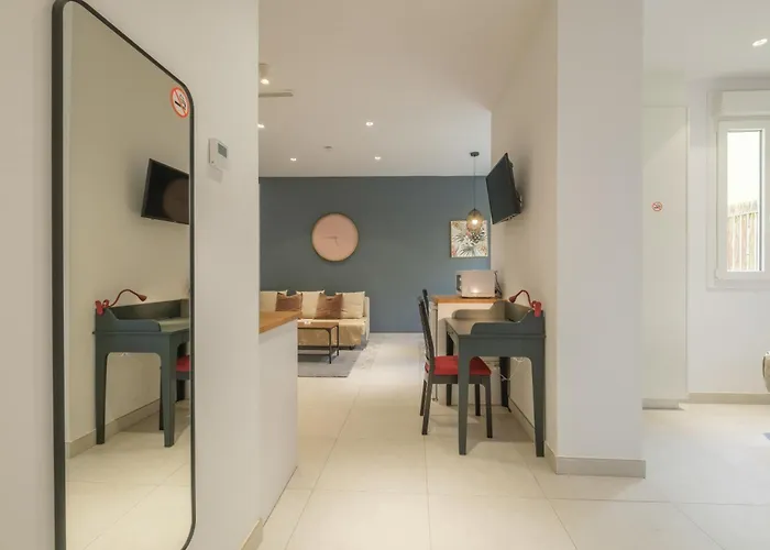 Chic & Comfortable Apartment, Private Terrace 4* Valencia