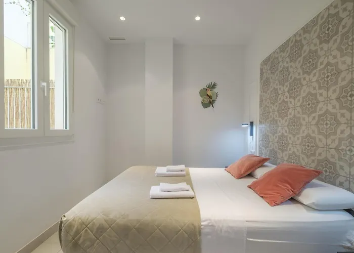 Aparthotel Chic & Comfortable Apartment, Private Terrace Valencia