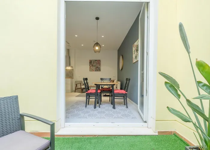 Chic & Comfortable Apartment, Private Terrace Valencia